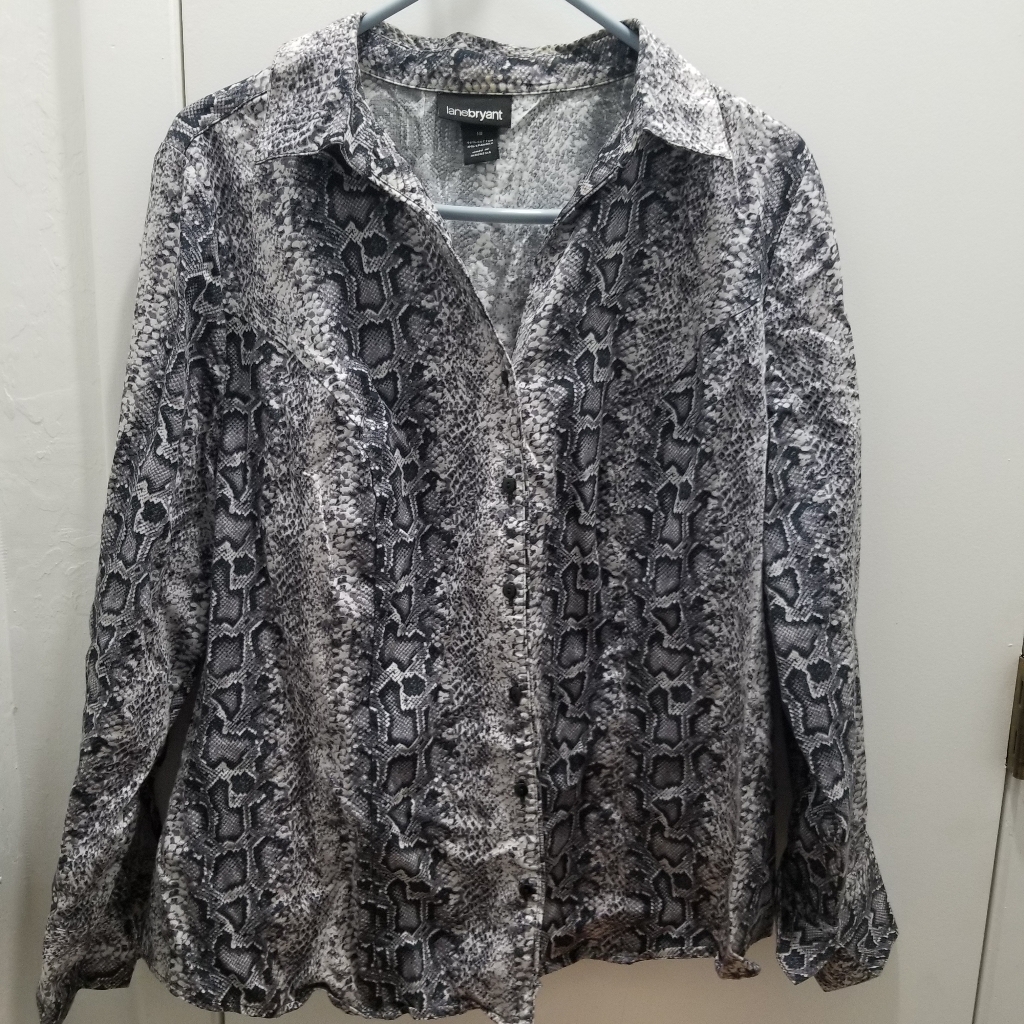 Lane Bryant Snakeskin Design Button Down Top 18